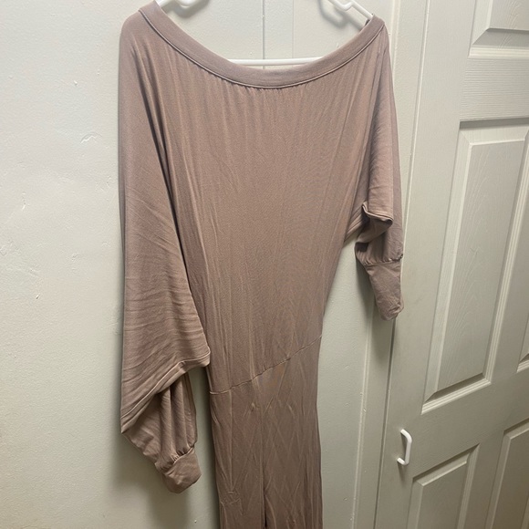 Women jump suit. Brand new - Picture 2 of 3